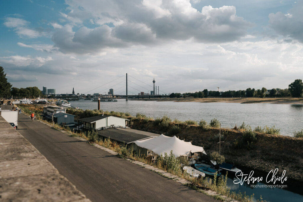 Hausboot No1 Düsseldorf Hochzeitslocation