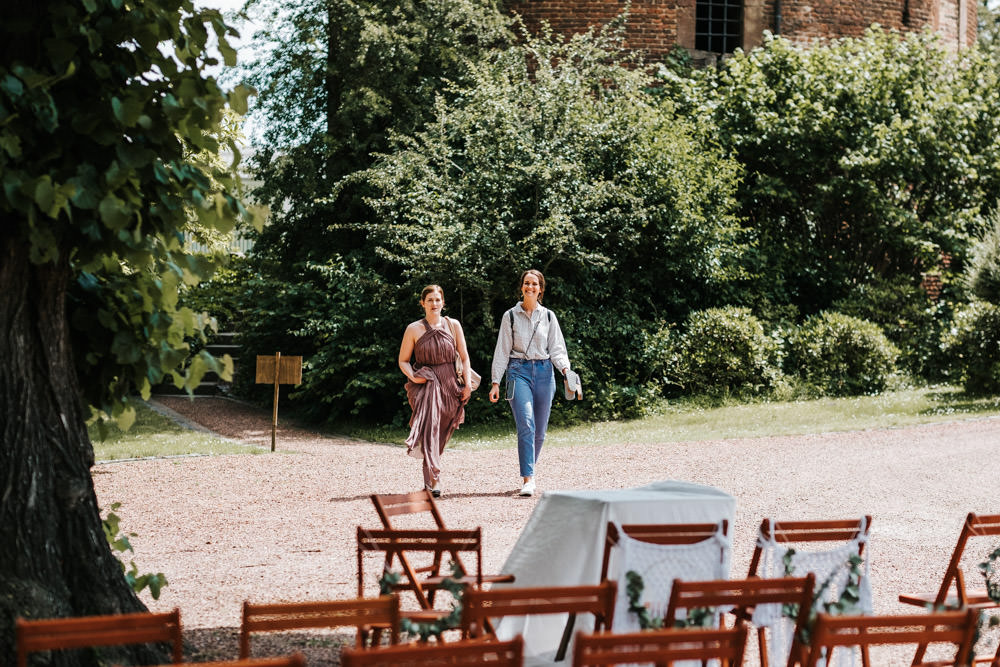 DIY Hochzeit auf Burg Bergerhausen Hochzeitsfotograf Kerpen