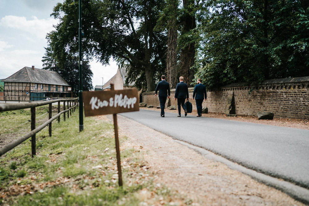 DIY Hochzeit auf Burg Bergerhausen Hochzeitsfotograf Kerpen