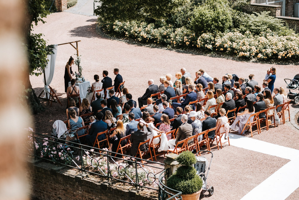 DIY Hochzeit auf Burg Bergerhausen Hochzeitsfotograf Kerpen