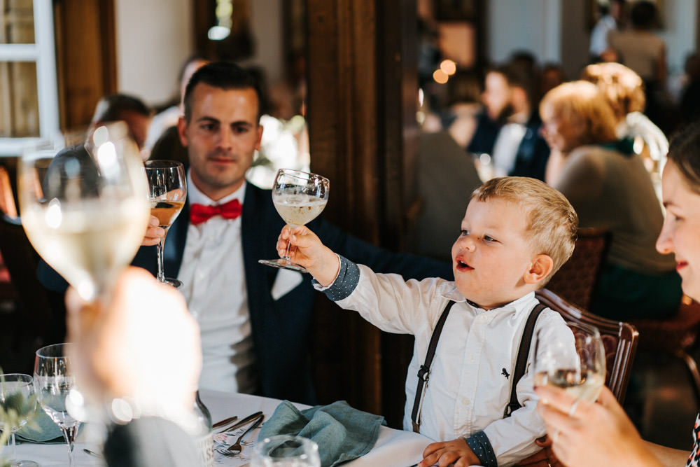 DIY Hochzeit auf Burg Bergerhausen Hochzeitsfotograf Kerpen