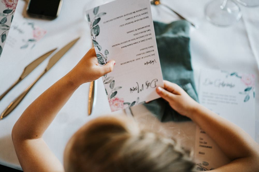 DIY Hochzeit auf Burg Bergerhausen Hochzeitsfotograf Kerpen