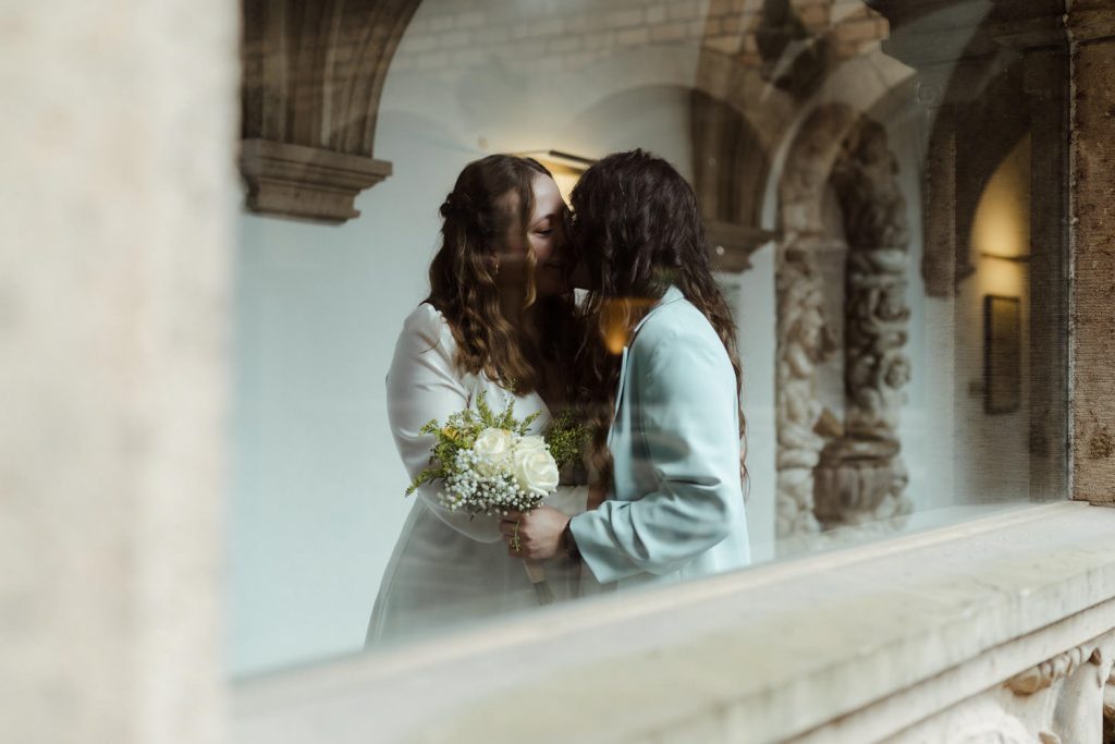 Queere Hochzeit in Köln lgbtqia+friendly Hochzeitsfotograf