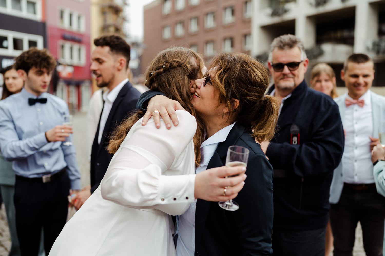 Queere Hochzeit in Köln lgbtqia+friendly Hochzeitsfotograf