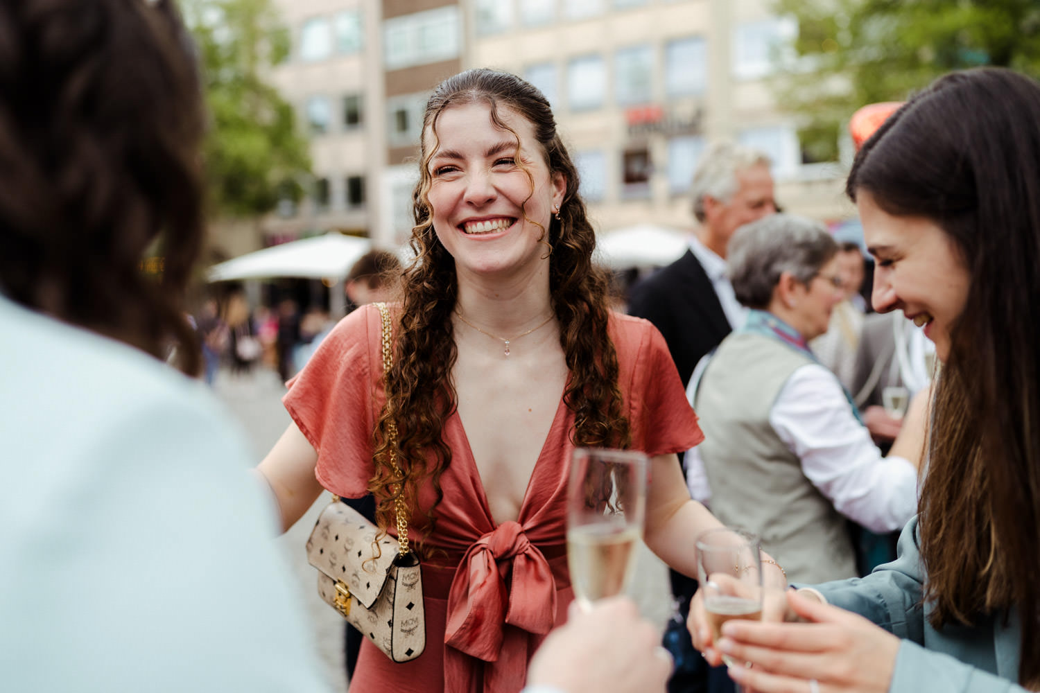 Queere Hochzeit in Köln lgbtqia+friendly Hochzeitsfotograf