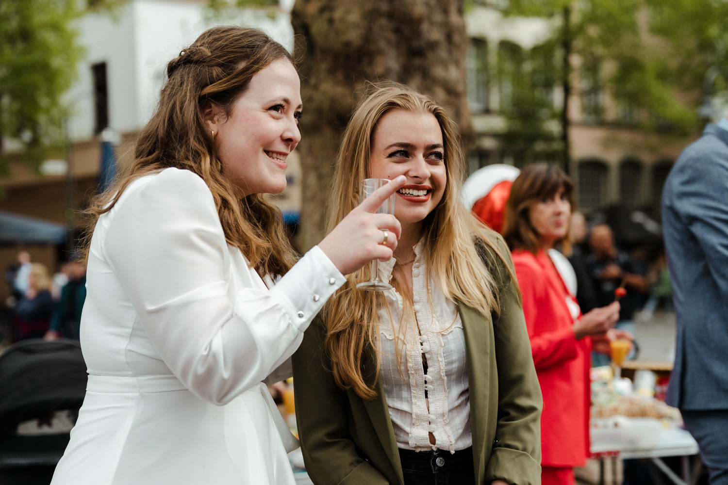 Queere Hochzeit in Köln lgbtqia+friendly Hochzeitsfotograf